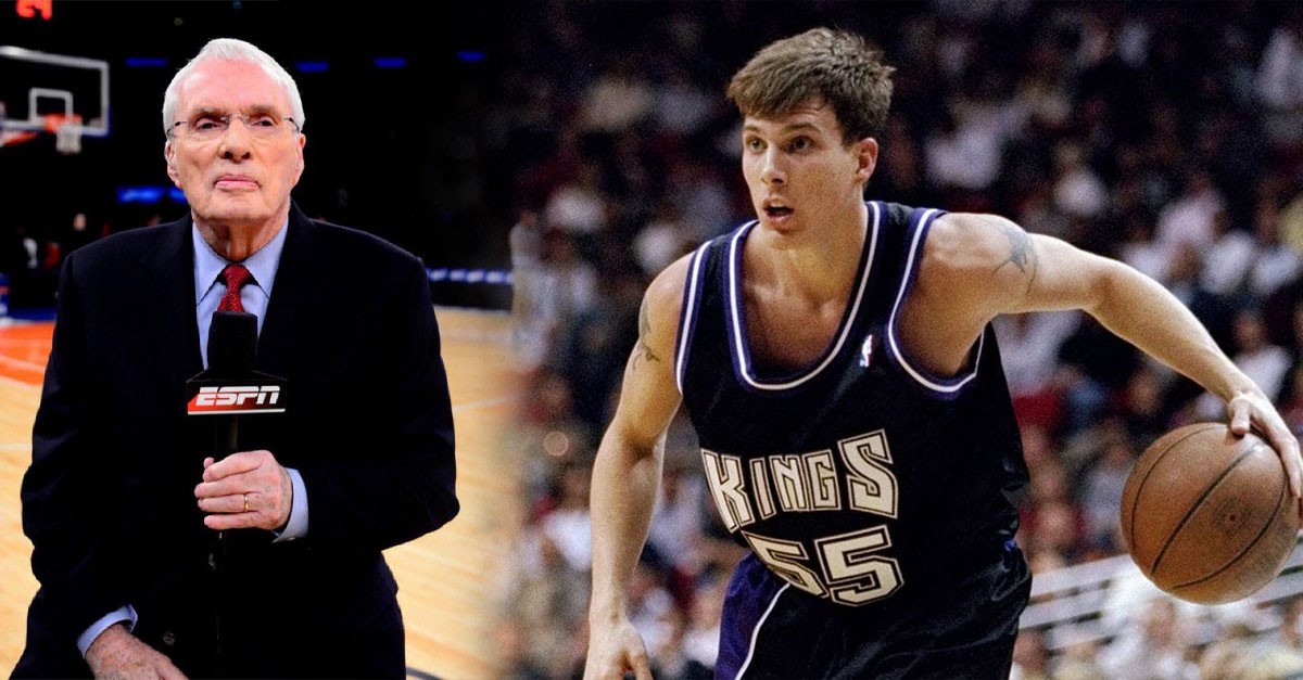 The reason why NBA star can't make a normal pass is clear